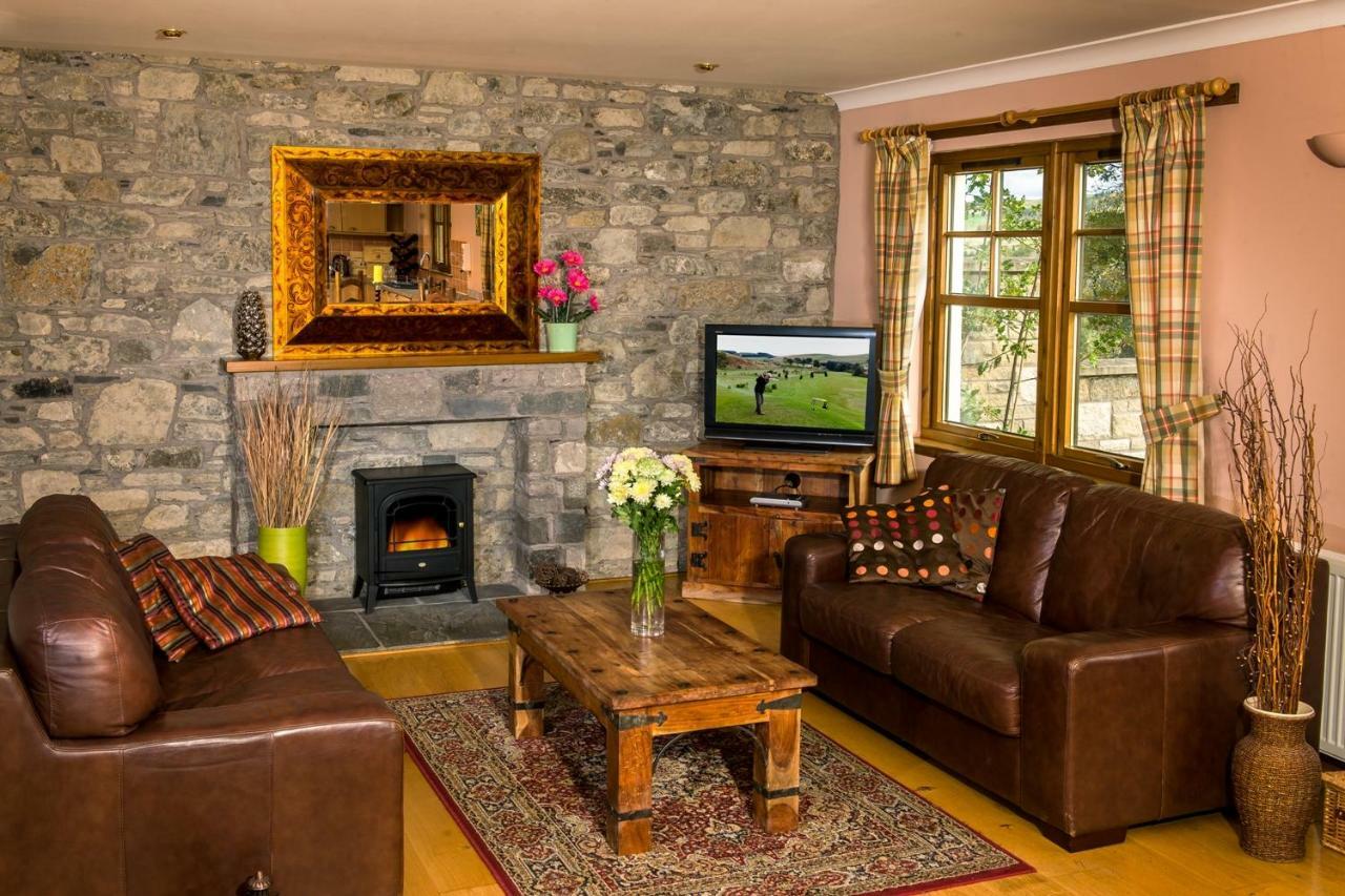 Villa New Woll Estate à Ashkirk Extérieur photo